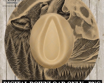 Può includere: Un cappello da cowboy beige con un'illustrazione dettagliata di un lupo che ulula contro una luna piena e uno sfondo di foresta. Il cappello ha una corona a goccia e un'ampia tesa. Il testo "DIGITAL DOWNLOAD ONLY - PNG" è in basso.