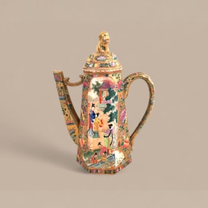Vintage 1950&#39;s Rose Medallion Chinese Export Tea Pot