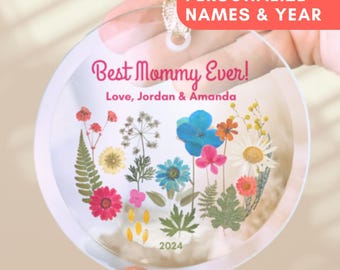 Pressed Flower Ornament for Mom, Floral Keepsake Mother's Day Ornament, Personalized Mom Christmas Ornament