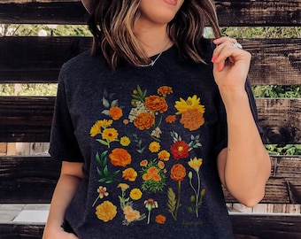 Marigold Botanical Shirt Consider the Wildflowers Shirt Botanical Shirt Flower Shirt Fall shirt marigold flower tee plant lover shirt