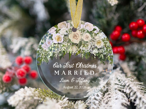 First Christmas Married Ornament 2026 Newlywed Gift Mr Mrs Christmas Ornament Personalized Mr Mrs Wedding Ornament Glass Our 1st Christmas