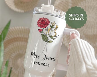 Personalized Mrs Tumbler with Straw, Unique Bride to Be Gift, Custom Bridal Shower Gift, Wedding Gift for Bride, Bride Water Bottle Handle