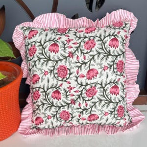 100% Cotton Pillow Cover, Handmade Bedding Pillows, Vintage Beautiful Pillowcases, Block Print Square Frilled Sofa Decor Cushion Case, Gifts Pillow Cover 10