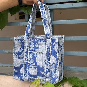 12x13x4 Inch TOte Bag Blue Women&#39;s Market Bag Cotton Quilted Shopping Bag Hand Travel Bag FOr Unique Gift Floral Everyday Bag Weekender Bag.