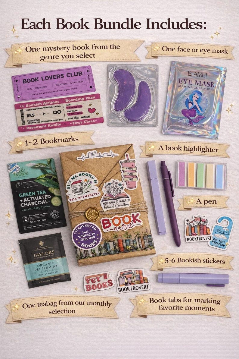 Pu&ograve; includere: Un set di libri che include un libro misterioso avvolto in carta marrone con adesivi, una maschera per occhi viola, una maschera al collagene marino Elamei, una bustina di t&egrave; alla menta Taylors, una maschera al carbone, penna e segnapagina.