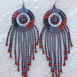 Perlenohrringe, Multi Colors Ohrringe Ethnische Ohrringe Amerikanische gebürtige Seed Perlen Ohrringe Fransen Ohrringe Boho Ohrringe