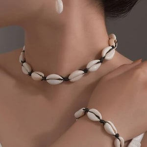 Cowrie Shell Choker, Shell Necklace, White Shell Necklace, Shell Bracelet, Shell Jewelry for Women,Shell Earings,Beach Jewelry, gift for her