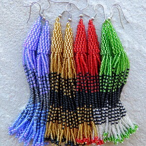 Perlenohrringe, Multi Colors Ohrringe Ethnische Ohrringe Amerikanische gebürtige Seed Perlen Ohrringe Fransen Ohrringe Boho Ohrringe