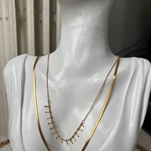 Collier  bijoux en acier inoxydable ,accessoires en mode et mets toute vos tenues en valeur surtout tendance.