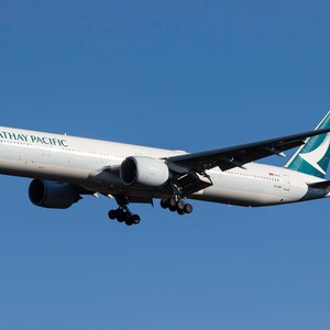 Cathay Pacific 777-300ER photo