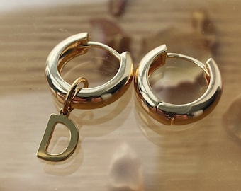 Initial Earrings / Gold plated / 18K Gold / Initial letter / Dainty Gold Jewelry / Gift for Her / Letter Earring / Personalized Jewelry