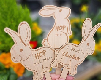 Bunny Rabbit Easter Treasure Hunt Set with Customisable Wooden Signs - Wooden Easter Signs for Kids - Personalised Gifts for Kids