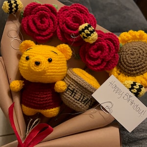 Crochet Bear Yellow & 3 Bees Bouquet