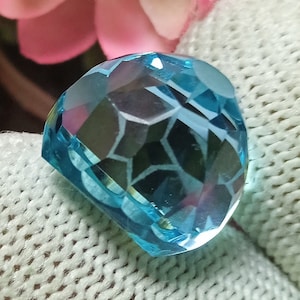 宝石ルース　♡私史上初！ハートのコンケーブカット最高級天然ロンドンブルートパーズ 宝石ルース ♡私史上初！ハートのコンケーブカット最高級天然