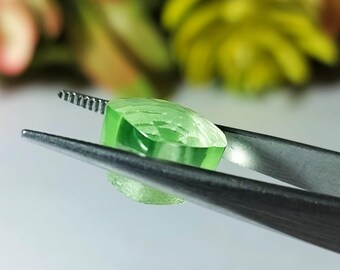 Lab Created Green Topaz – 10MM Cushion Cut Gemstone