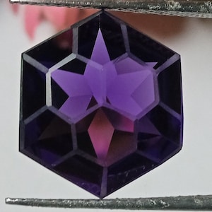 AAA Quality Natural Amethyst Hexagon Shape 12X12X8.20MM Unique Cut Gem Pixel Cut Faceted Cut Pendant Loose Gemstones Fantasy Cut Ring Size
