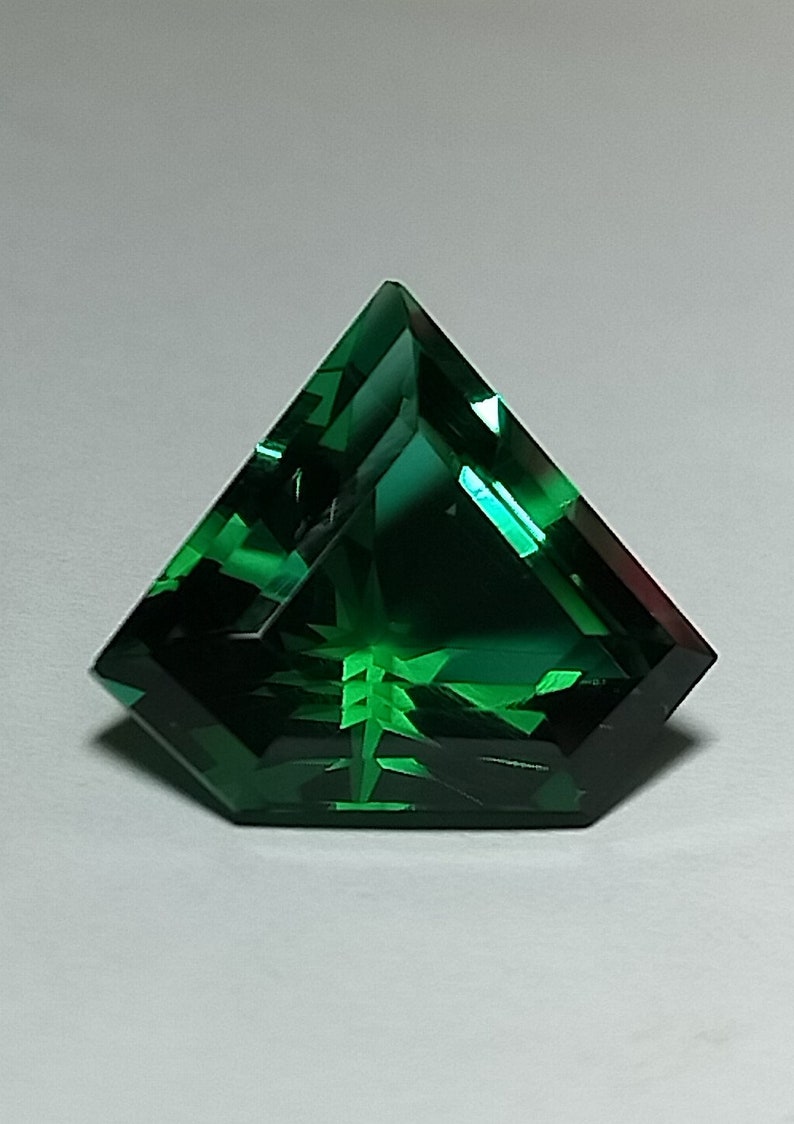 Diamond Shape Green Garnet, Unique Faceted Loose Gemstone, 13x14x9mm - Etsy