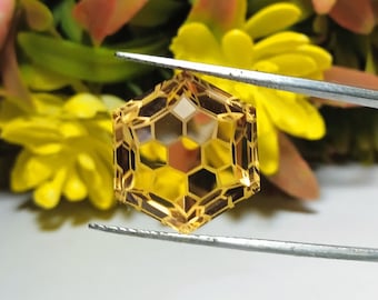 Lab Created Morganite Gemstone: AAA Hexagon Cut, 13Ct Loose Stone
