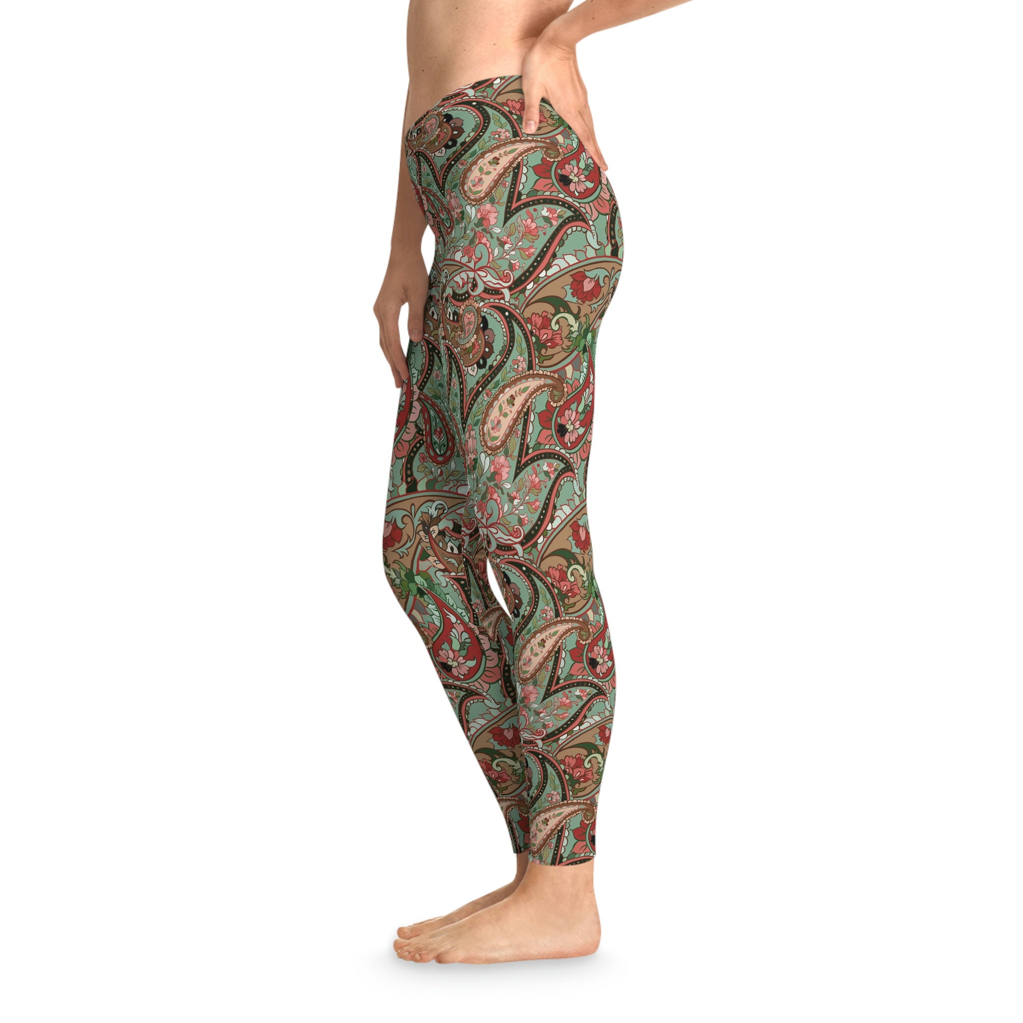 B4292CR High Waist Leggings with Paisley Motif Pattern – Twist