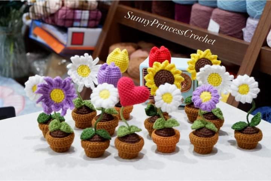 Flower Crochet Kit Tulip Flowerpot Step-by-step Video Tutorial DIY Home  Decoration Craft Gift Idea Pink 