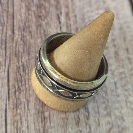 Sterling silver fish spinner ring - image 7