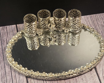 Stylebuilt NY vanity mirrored lipstick holder