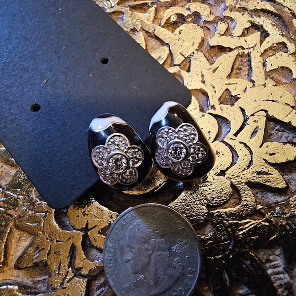 Belle Étoile Italian black and white floral enamel earrings. rhodium plated sterling silver 9.25