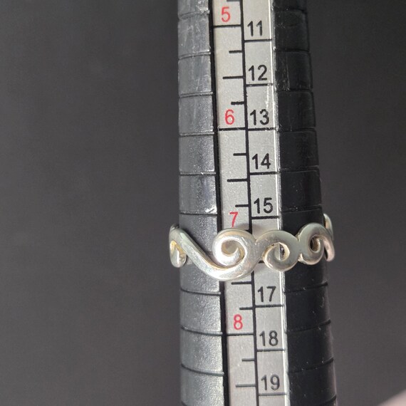 Sterling silver wavy scroll ring - image 8