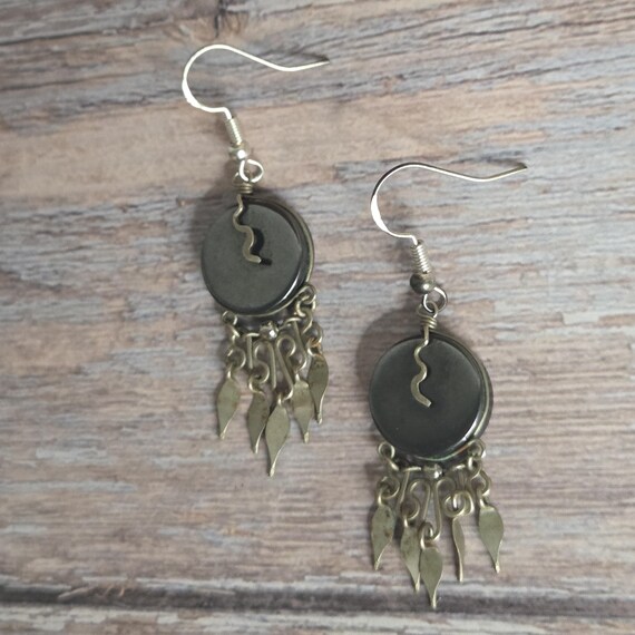 Hematite Peruvian wire work earrings - image 3