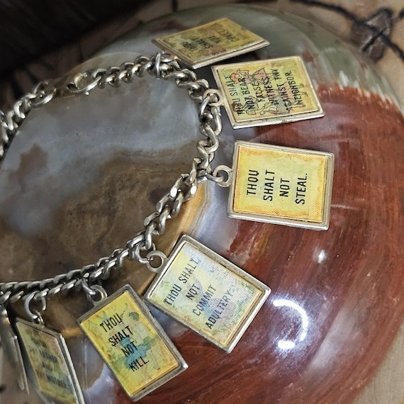 ten commandments charm bracelet Vari Vue~Lenticul… - image 7
