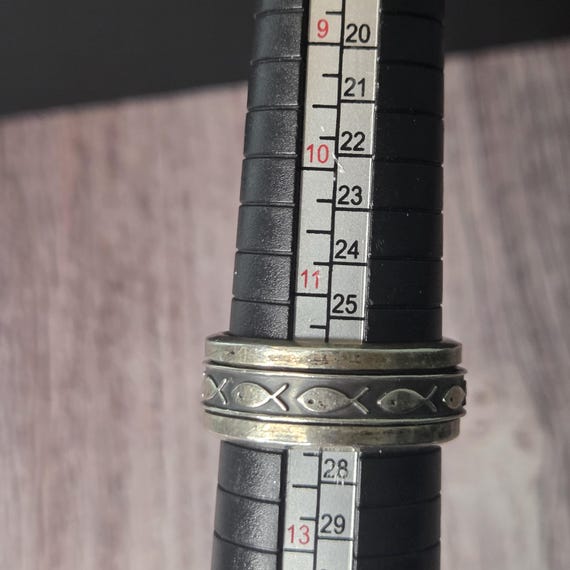 Sterling silver fish spinner ring - image 3