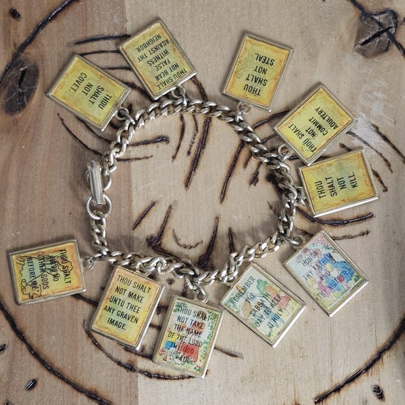 ten commandments charm bracelet Vari Vue~Lenticul… - image 5