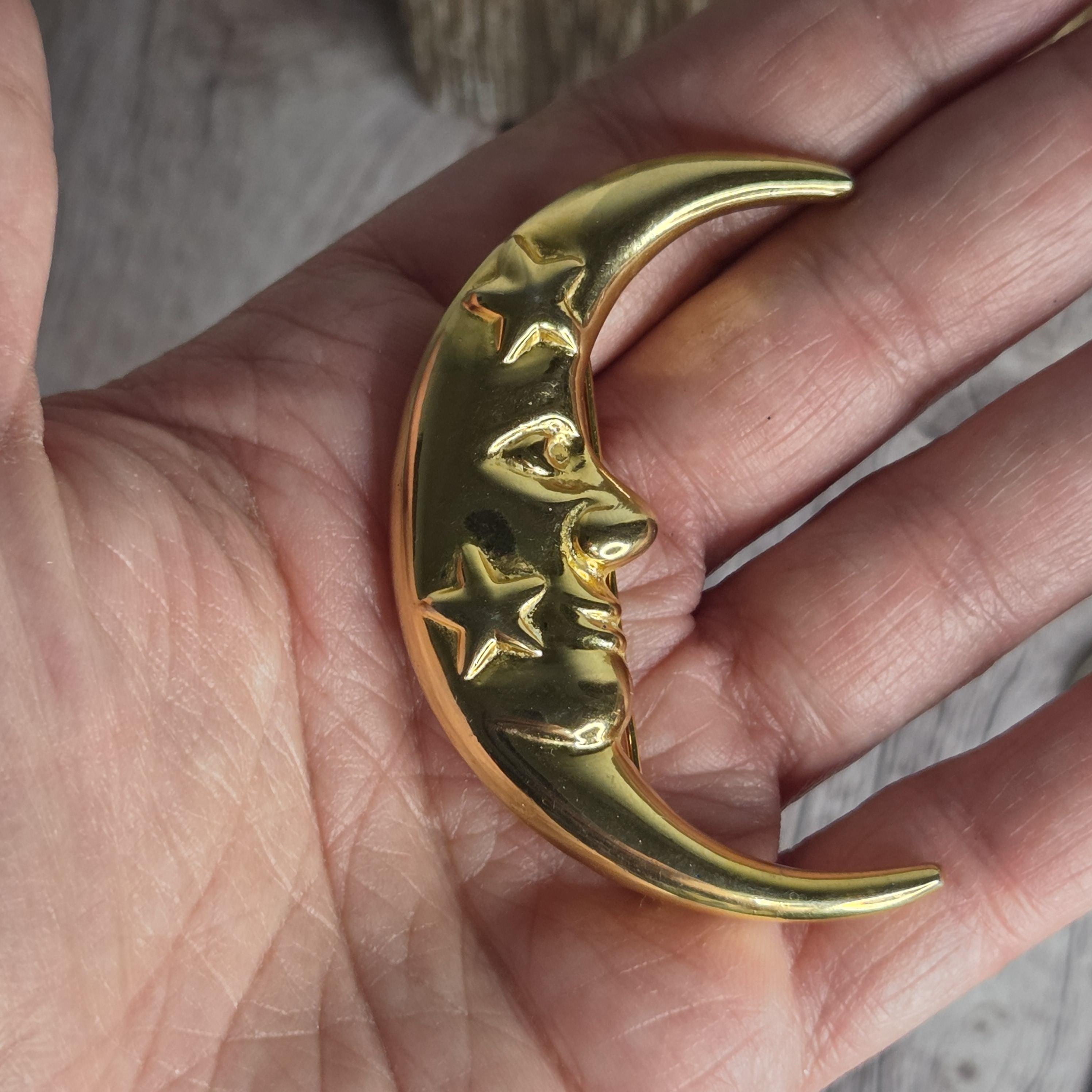 Vittorio Brooch - Etsy