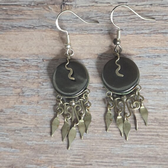 Hematite Peruvian wire work earrings - image 6