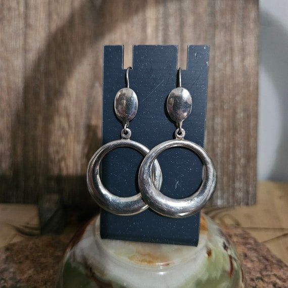 Vintage sterling silver circle dangling earrings. 