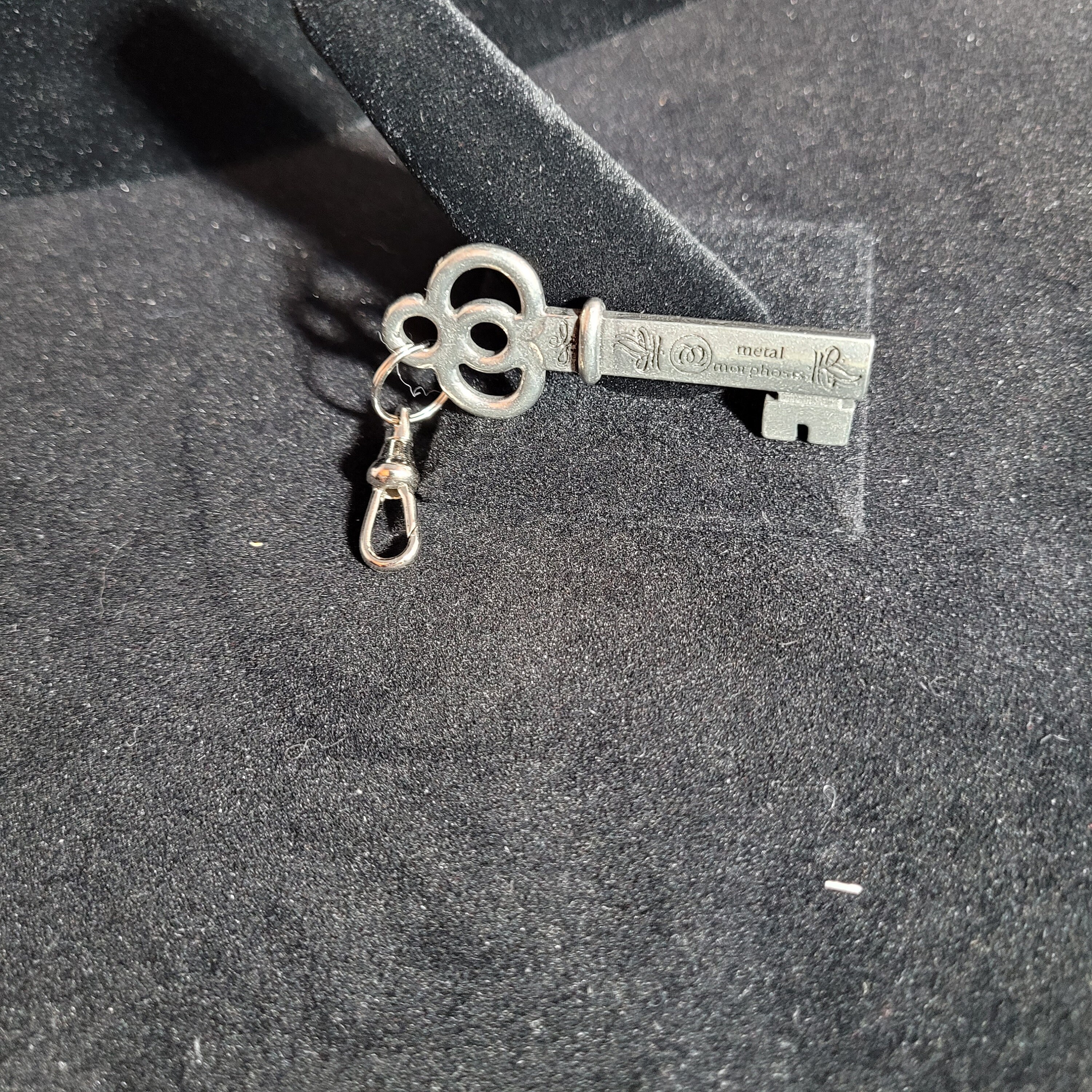 Metamorphosis Key Rings Metal Morphosis Key Charm