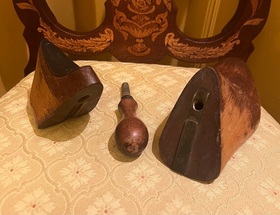 Antique wooden shoe trees Edwardian gentleman’s - image 3