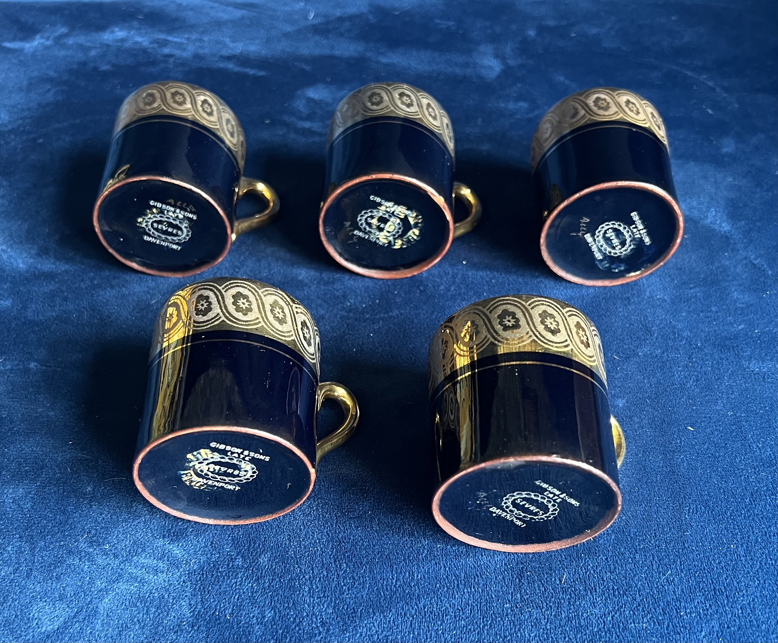 【J Gilbert & Son】 エドワーディアン コーヒーセット 3点 Antique Gibson & Sons Sevres Coffee Set in Black and Gold 13