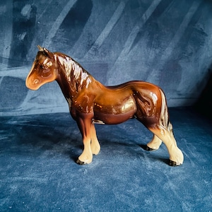 Vintage Melba Ware bay cob horse figurine