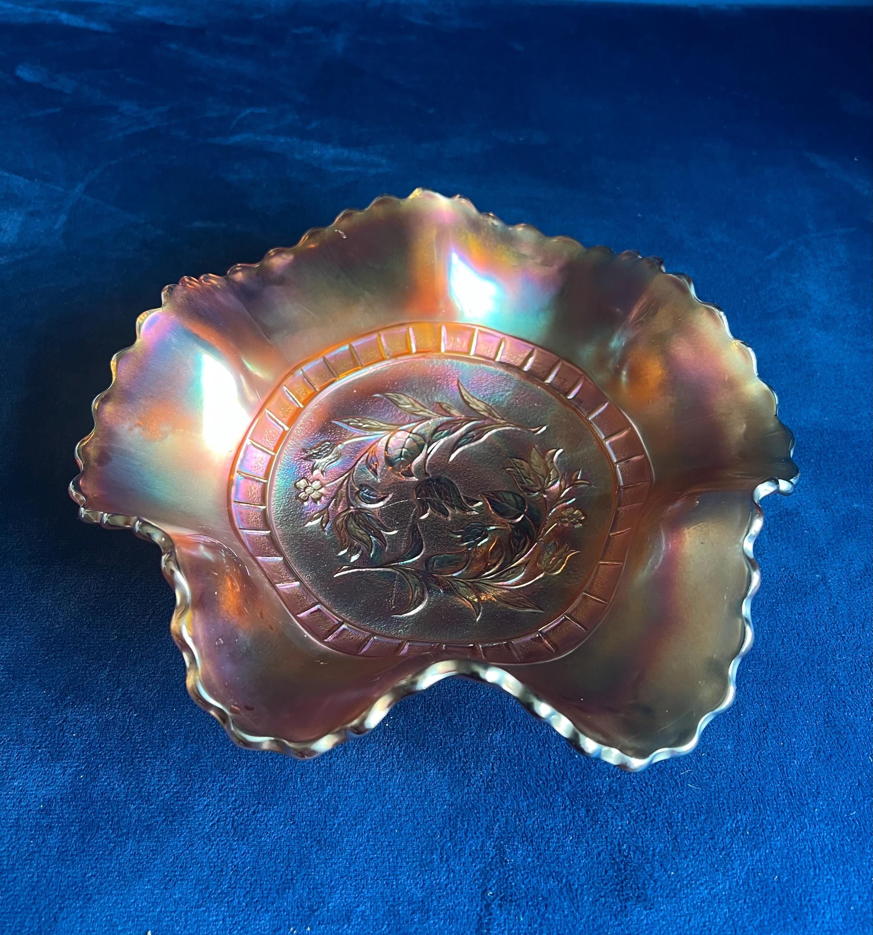 Bol para dulces de cristal estilo carnaval vintage de Dugan con borde  ondulado - Etsy México, image size:2800x3000