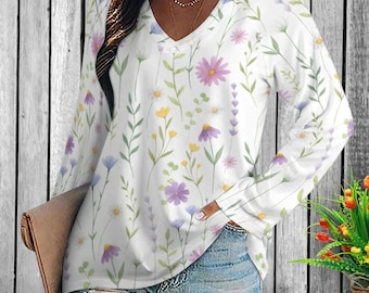 Womens Long Sleeve V Neck Loose T Shirt |  Casual Long sleeves Loose V-Neck top for Women |  Abstract Boho flowers