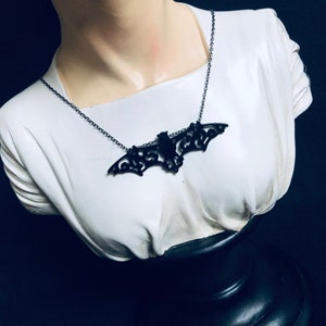 Bat necklace - Dainty Bat necklace - Gothic necklace - Halloween necklace