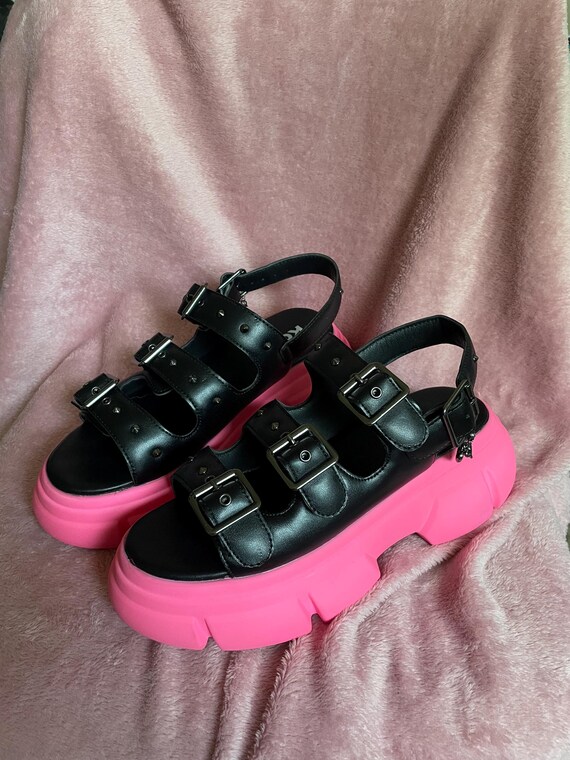 Koi Footwear platform sandals - Dolls kill chunky sandals