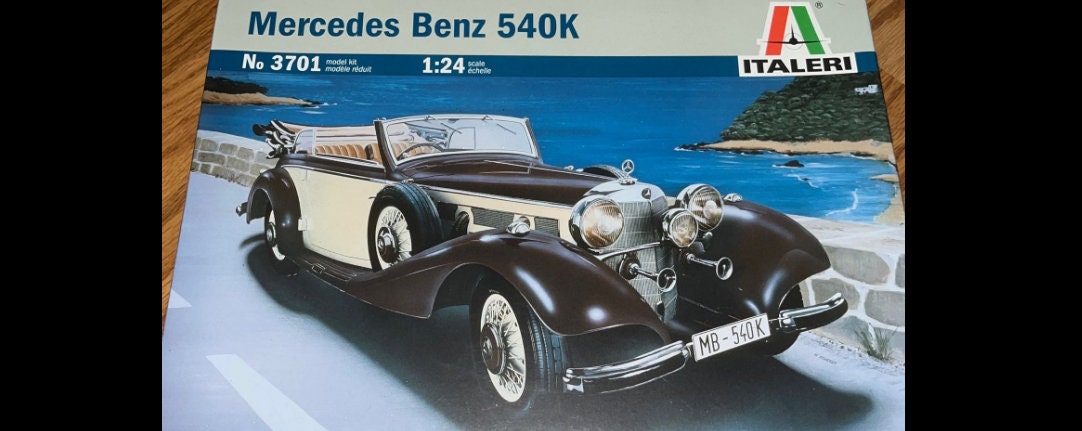 Mercedes Benz 540K a escala 1 24 de Italeri MIB ofertas