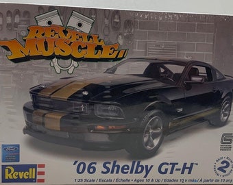 Revell '06 Shelby GT-H kit de modelo sellado de fábrica