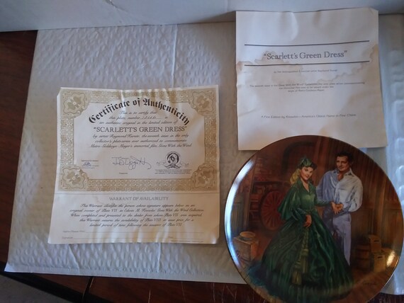 Gone With the Wind "scarlett's Green Dress" Collector Plate - 7th in A Series - Etsy Gone With the Wind "scarlett's Green Dress" Collector Plate - 7th in A Series - Etsy