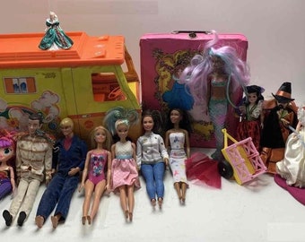 Vintage Barbie & Ken Doll Collection, 1971 Camper RV, 1968 Case, Dolls, Accessories+ (offers)