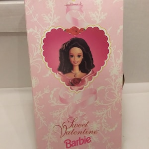 Hallmark 1995 Special Edition Sweet Valentine Barbie in Original Box by Mattel