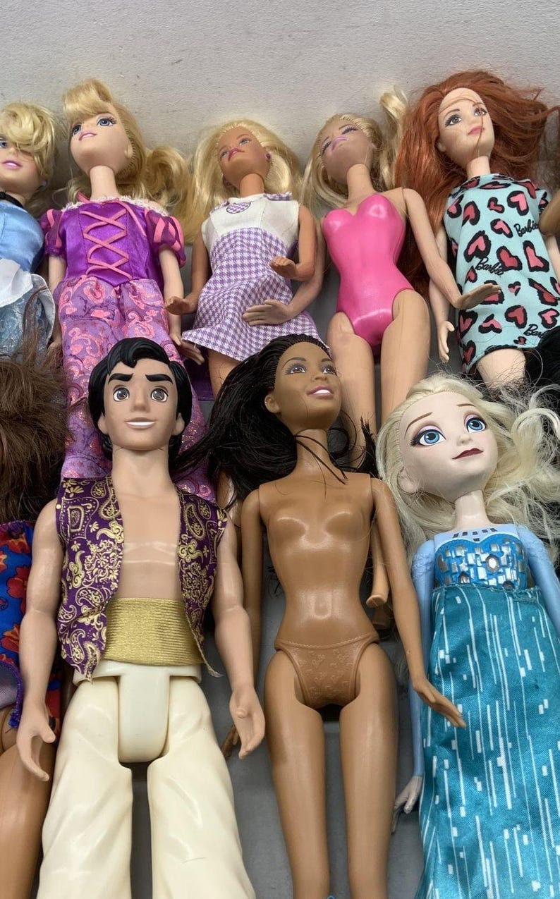 15 muñecas de princesas Disney de Mattel: Elsa, Anna, Mulan, Jasmine y Aladdin imagen 3