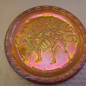 Carnival Glass &quot;Spirit Of &#39;76&quot; American Bicentennial 1776-1976 Collector Plate